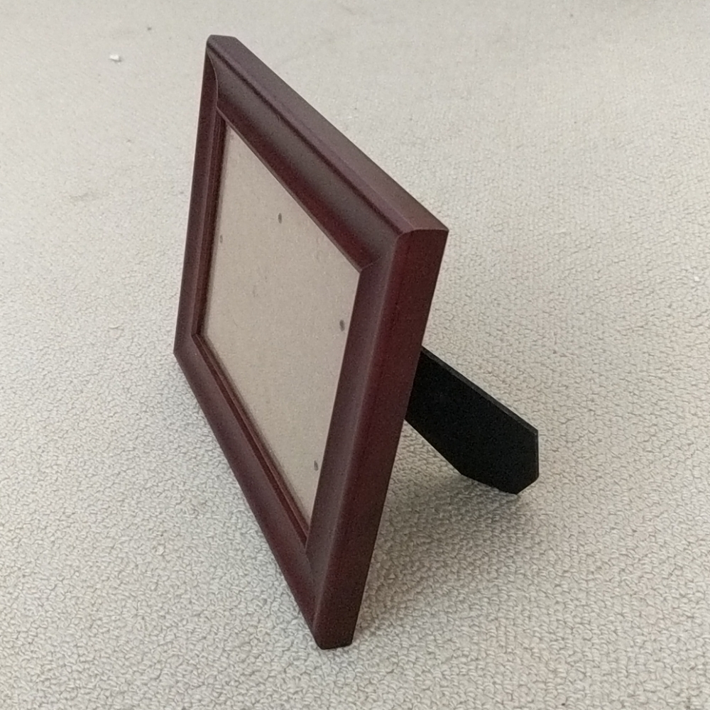 GUC Wood Photo Frame